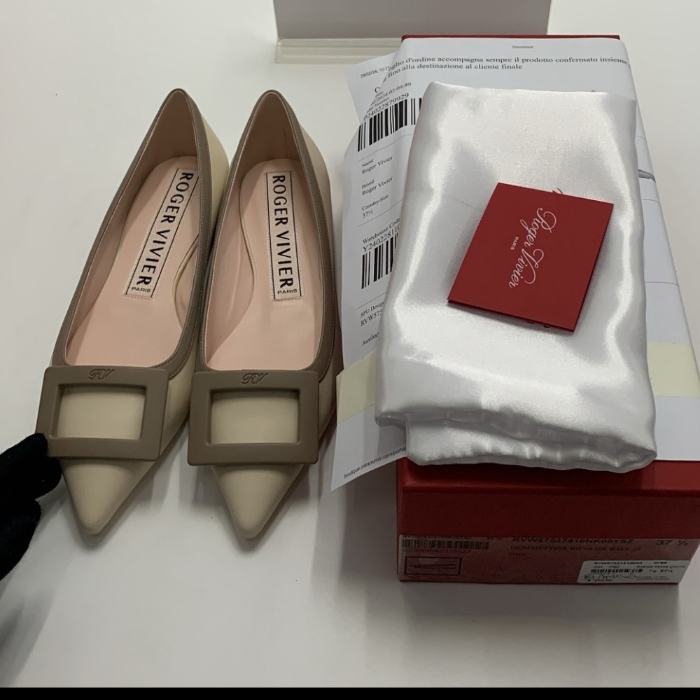 Roger Viver Ballerinas - BRAND NEW!!!